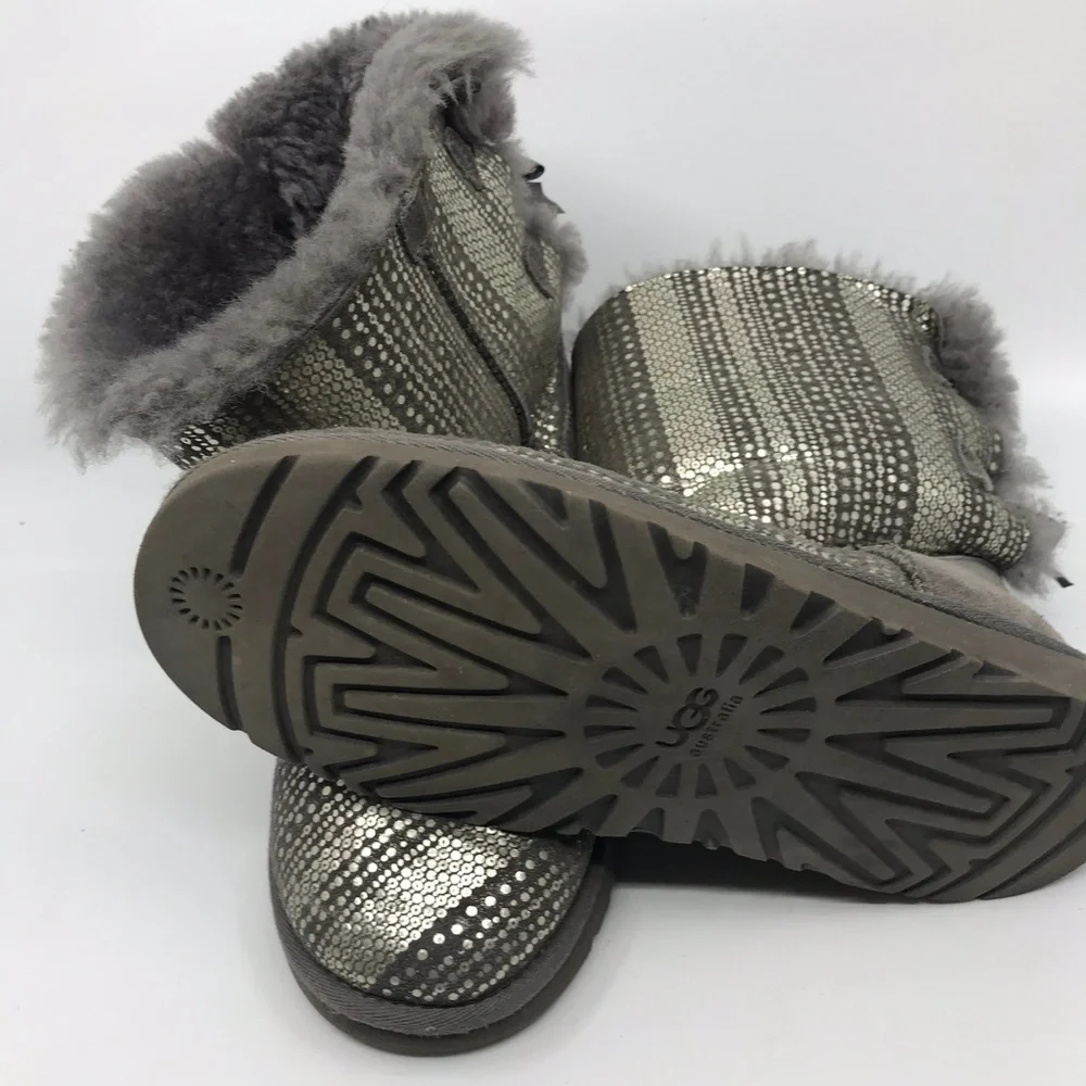 Mid UGG Gray Boots Size US 6